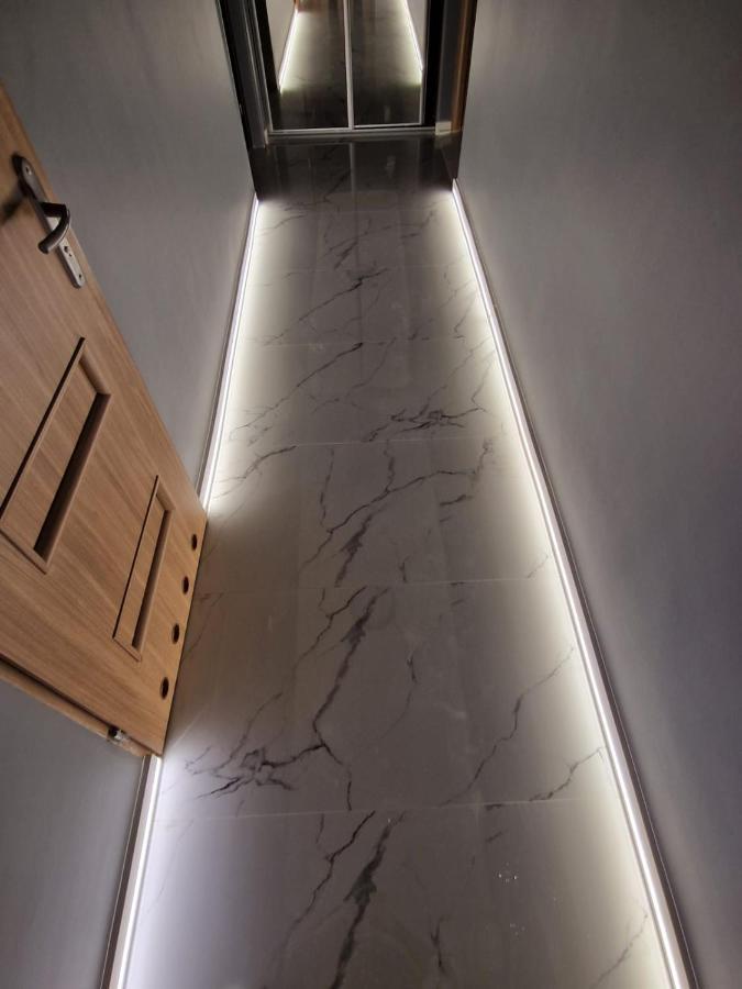 Luxury Aparments Klimatyzacja Z Prywatnym Parkingiem Apartment Radom Luaran gambar